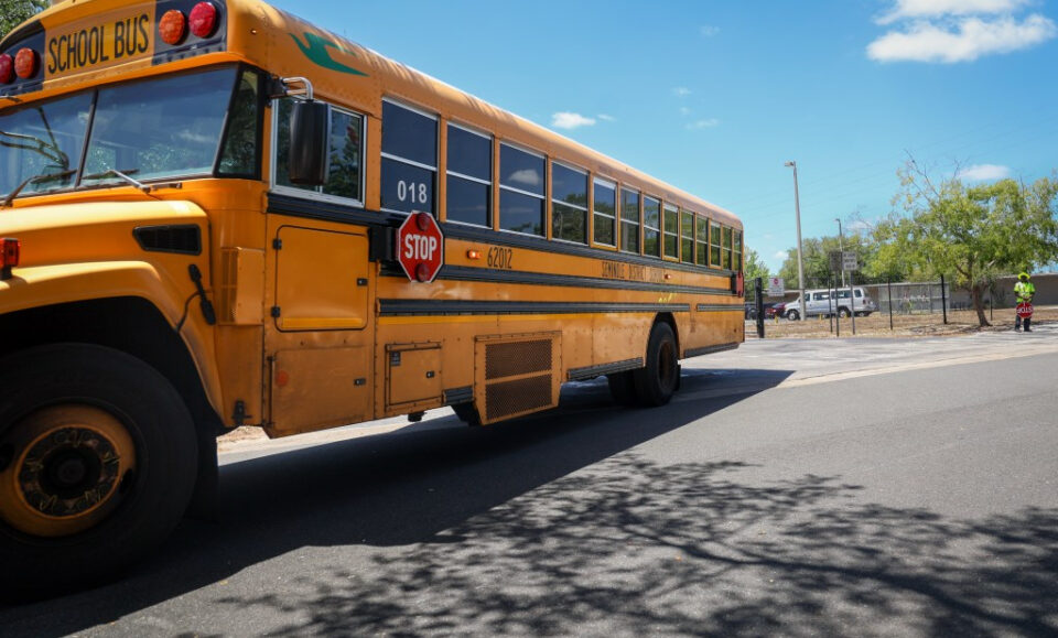Las escuelas Seminole comparten recursos de salud mental después del suicidio de tres estudiantes