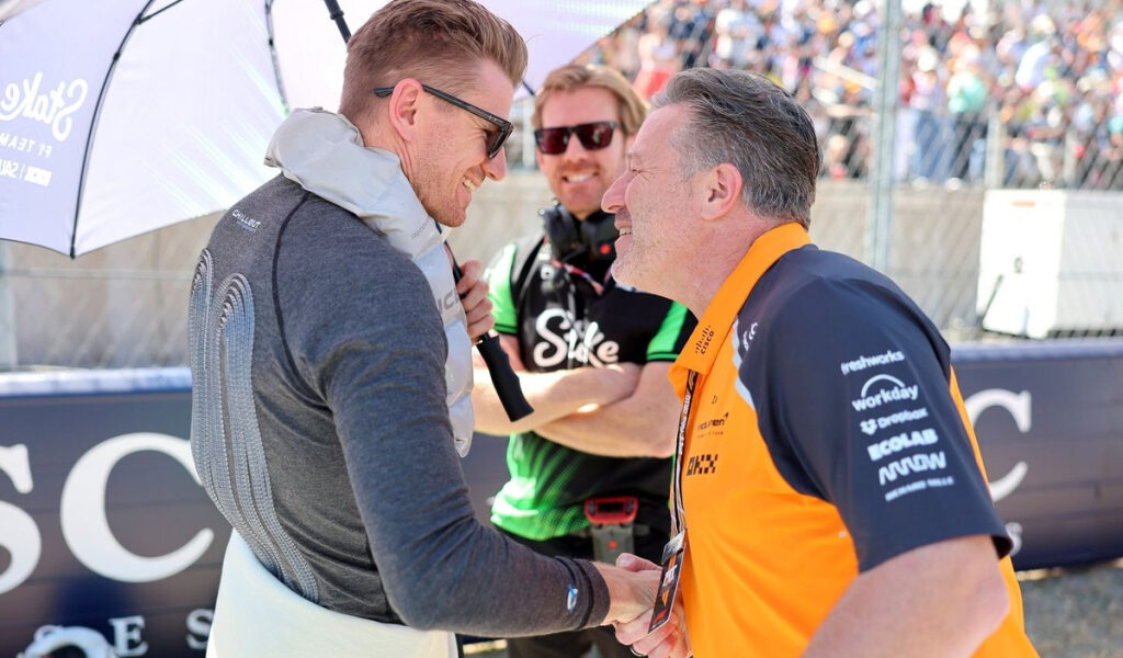 Zak Brown se disculpó con Hülkenberg tras llamarlo «amateur» en Austin