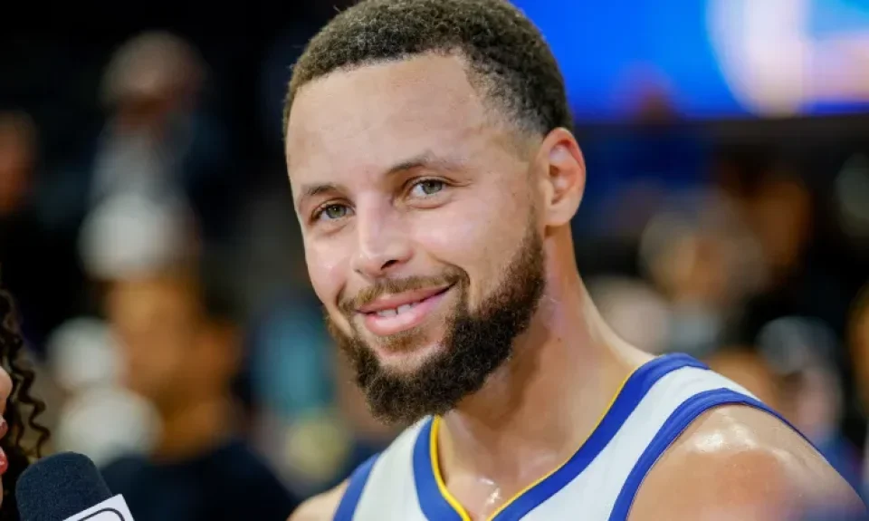 Stephen Curry reflexiona después de convertir 42 puntos en el triunfo de los Golden State Warriors: «Estamos construyendo…» | Sporting News Argentina