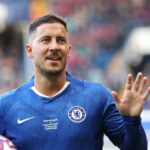 La Premier, rendida a Hazard