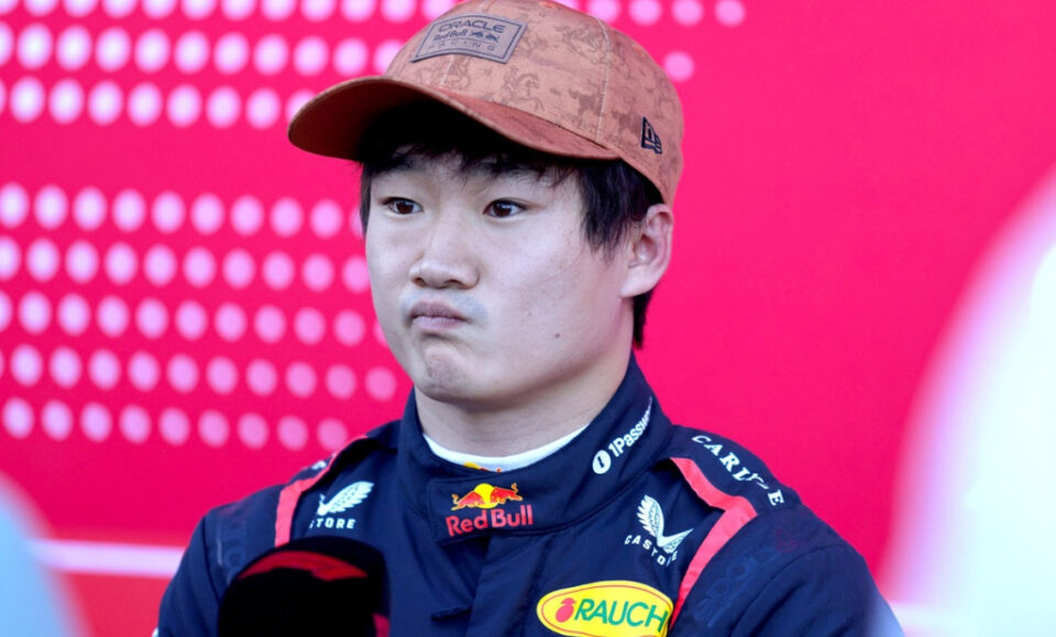 Villeneuve está desconcertado por los elogios de Red Bull a Tsunoda