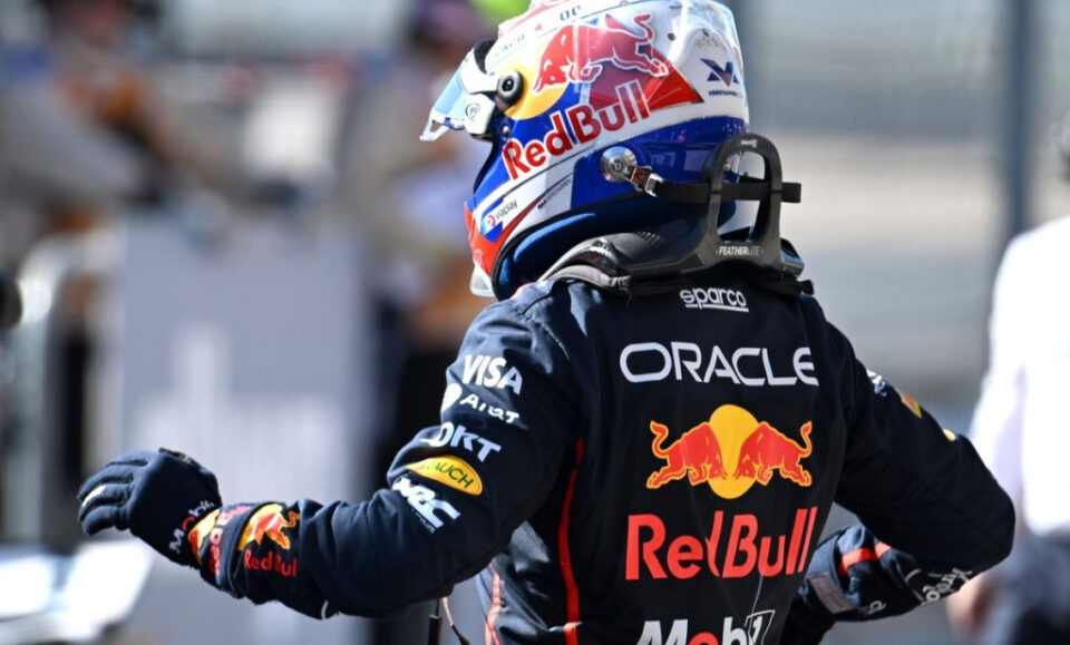 Steiner se burla de McLaren: «Las reglas Papaya ayudan a Verstappen»