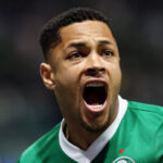 Aluvión por Vitor Roque