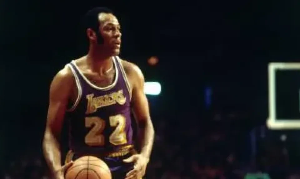 Cuál es el máximo promedio de puntos de un jugador de los Lakers: El récord que desafía Luka Doncic | Sporting News Argentina