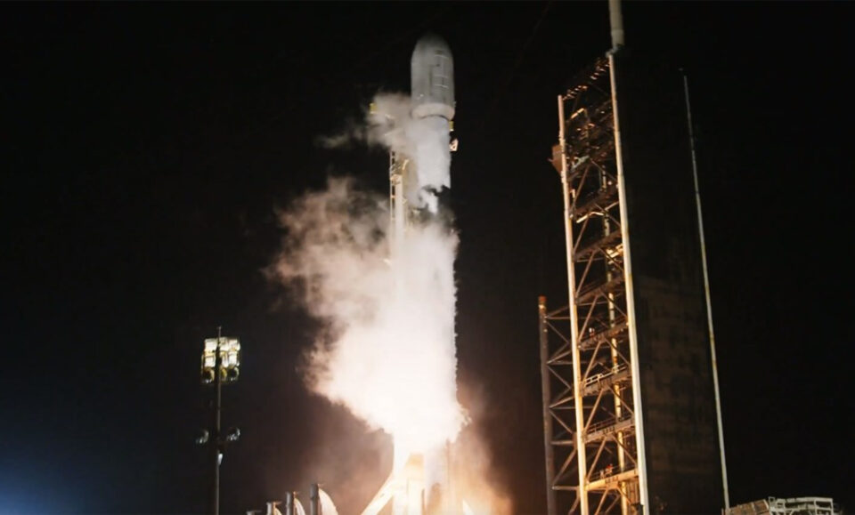 El lanzamiento temprano del domingo desde SpaceX iguala el récord de Space Coast
