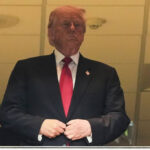 Donald Trump hace historia con Commanders en la NFL y se lleva ‘colosal’ abucheo