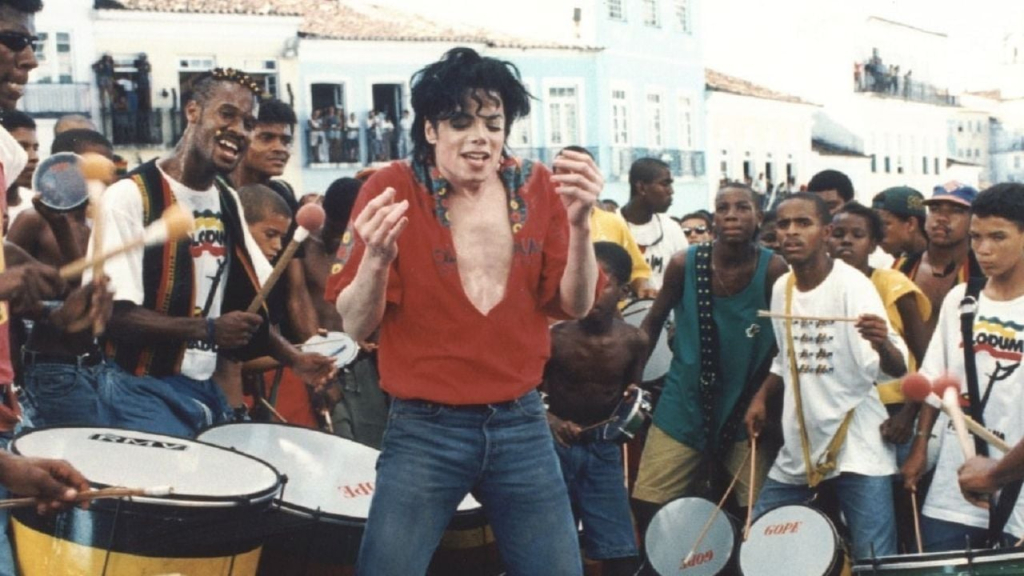 Michael Jackson quiso rodar en Rio de Janeiro, pero las autoridades no le dejaban. Tuvo que negociar con traficantes de droga