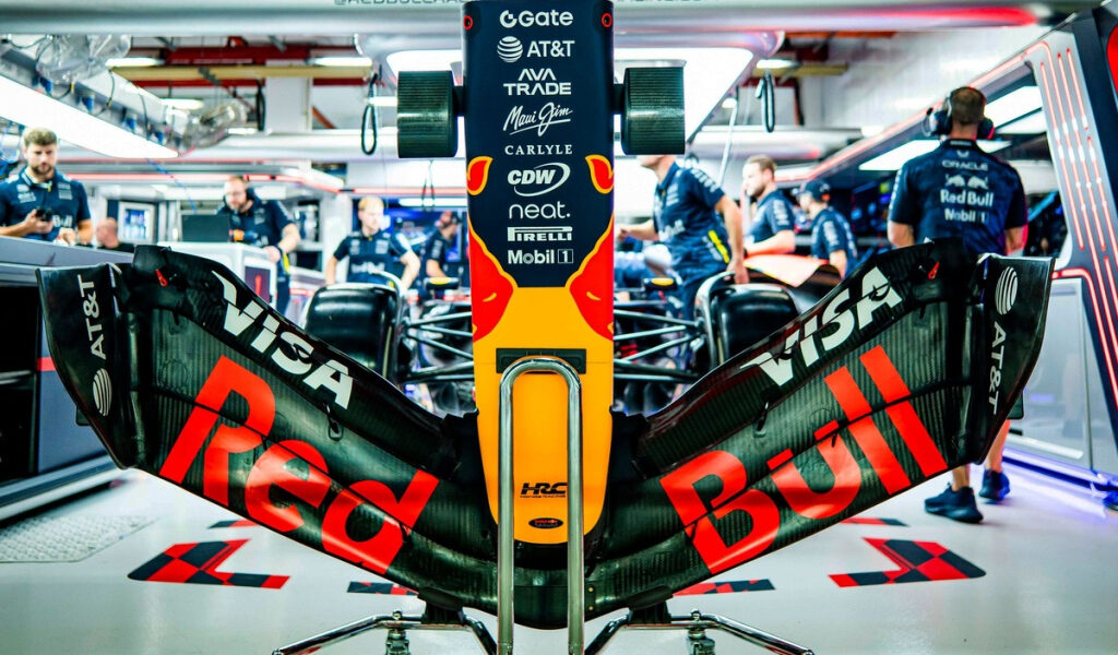 Red Bull anuncia fecha de lanzamiento de sus decoraciones para la F1 2026 con Ford