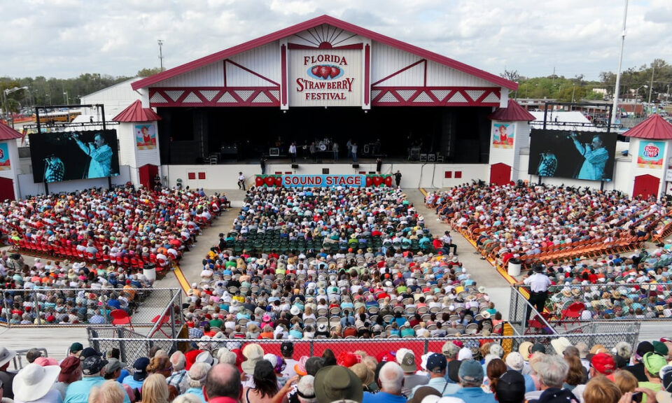 El cartel del Florida Strawberry Festival incluye a Riley Green, The Offspring y más