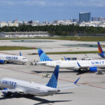 La FAA otorga bonos de $10 mil solo a los controladores de tráfico aéreo con asistencia perfecta durante el cierre