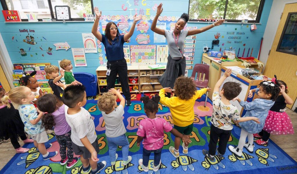 Las familias enfrentan una larga lista de espera para el programa de cuidado infantil subsidiado de Florida