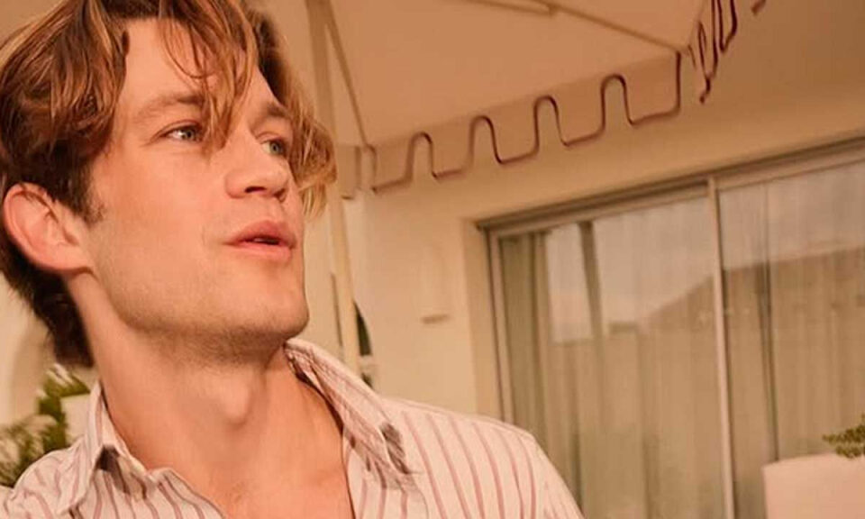 Damian Hardung compatibiliza ‘Maxton Hall’ con estudiar medicina porque le ayuda a «mantener la cordura»: «Necesito otro sustento»