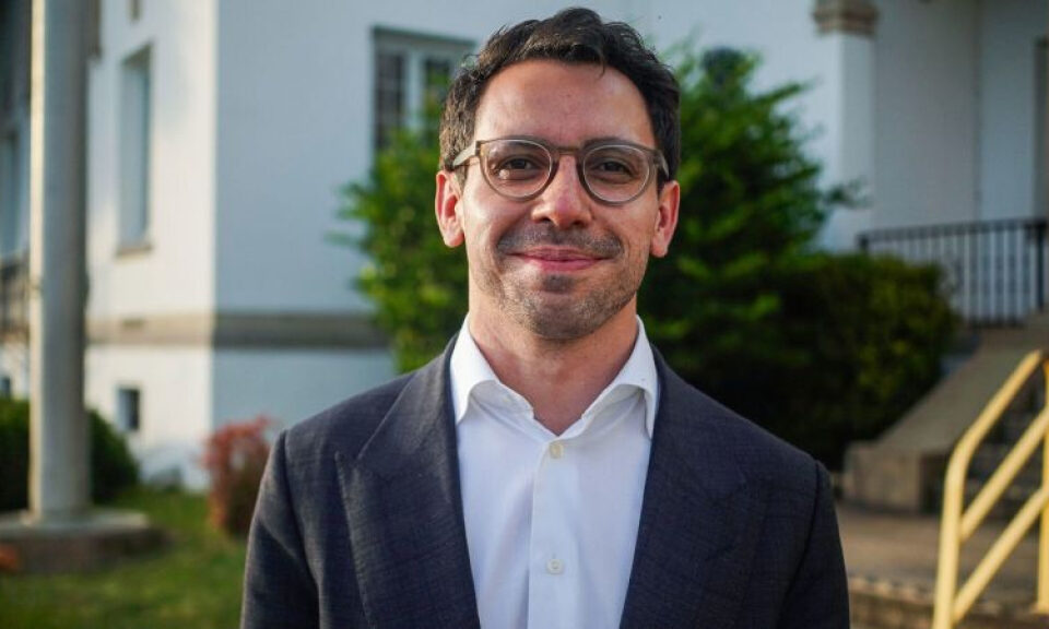 Inversionista republicano James Fishback entra a la contienda para la Gobernación de Florida y desafía al candidato respaldado por Trump | CNN