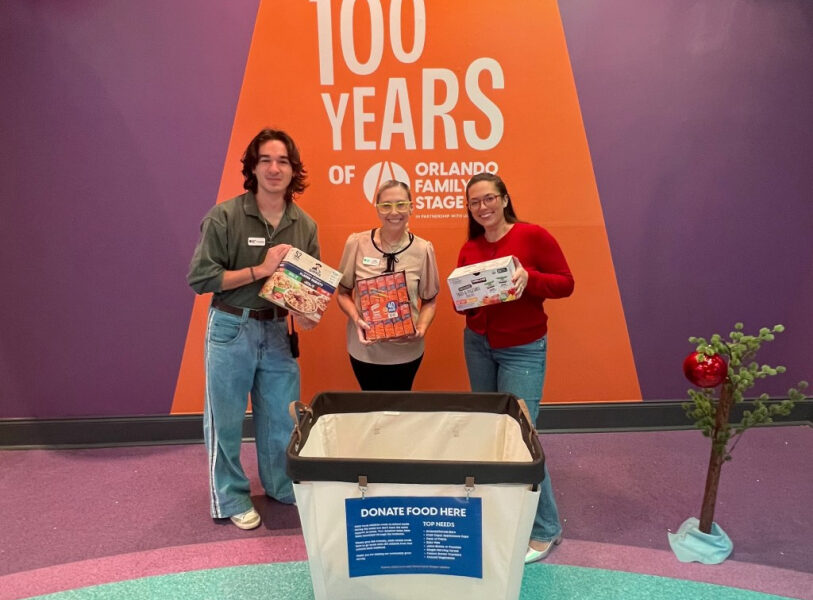 Los teatros de Orlando recolectan comida para estudiantes hambrientos durante las vacaciones