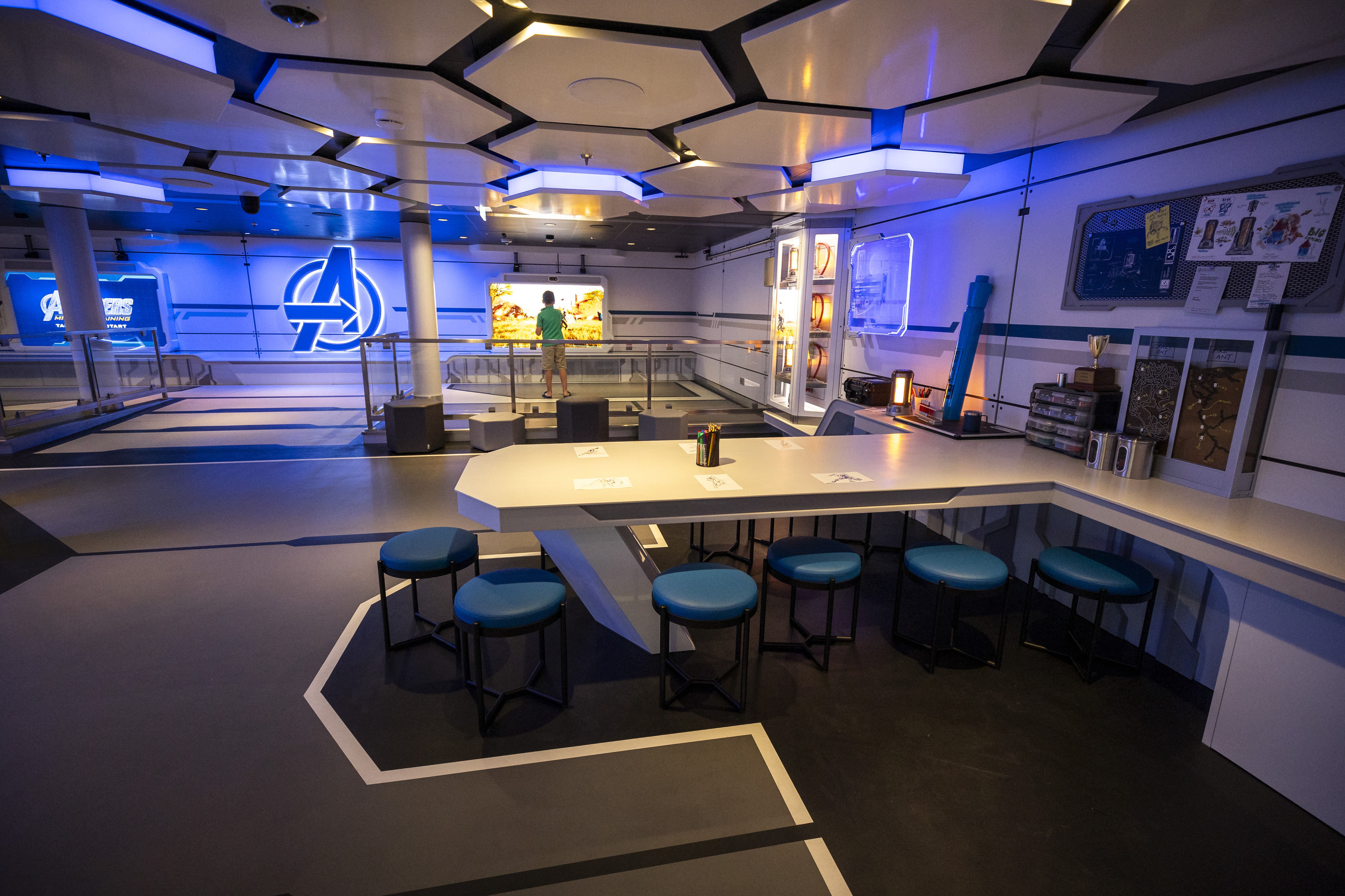 Disney's Oceaneer Club en Disney Destiny cuenta con un área temática de Marvel para niños el 12 de noviembre de 2025. (Patrick Connolly/Orlando Sentinel)