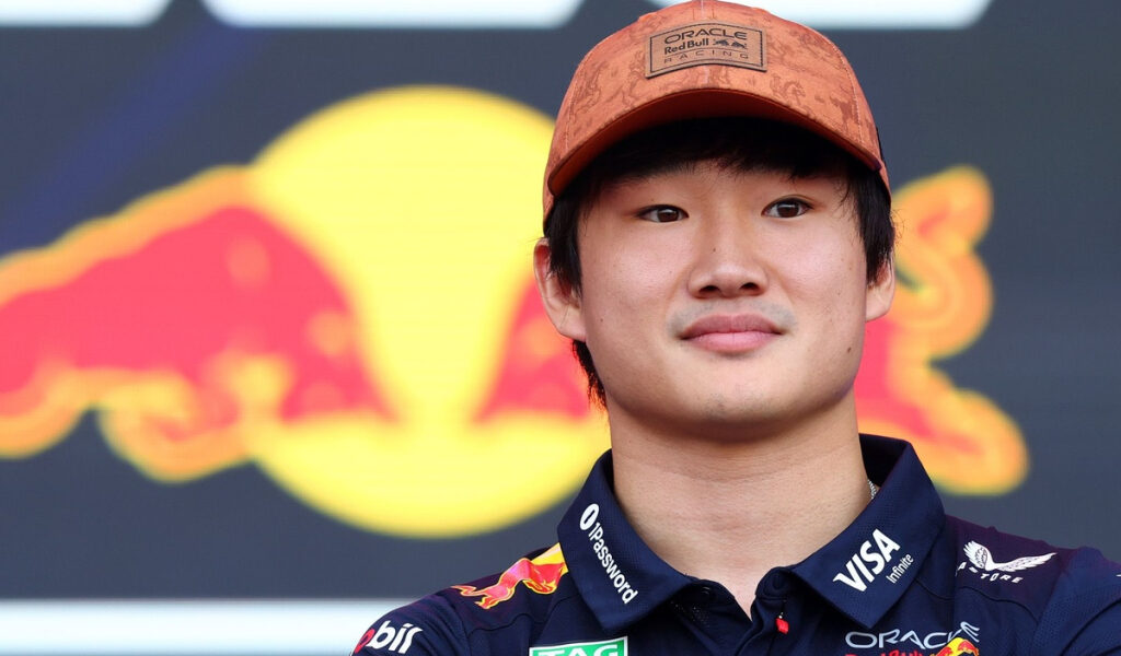 Tsunoda promete luchar tras la «dura» pérdida de su asiento en Red Bull