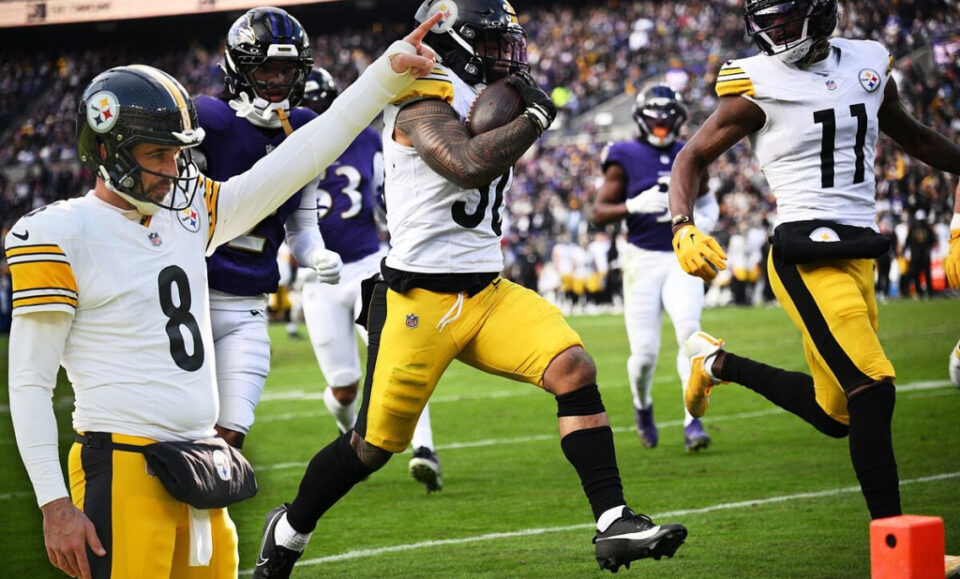 Resumen Steelers vs Ravens: Aaron Rodgers se impone en duelo divisional ante Baltimore y Pittsburgh vive rumbo a Playoffs