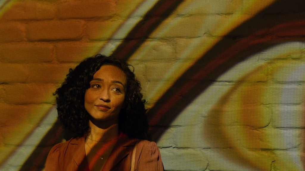 Ocho episodios llenos de intriga, un repartazo y un final que te deja del revés: esta miniserie lo tiene todo