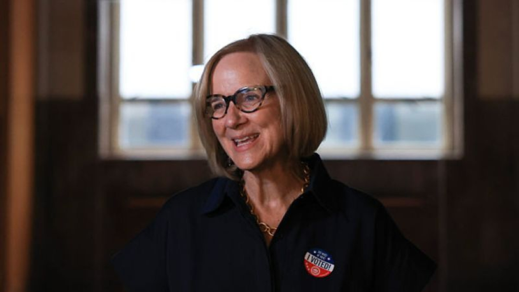 Eileen Higgins ganará la contienda para la alcaldía de Miami, proyecta CNN, y se rompen casi 30 años de dominio republicano | CNN