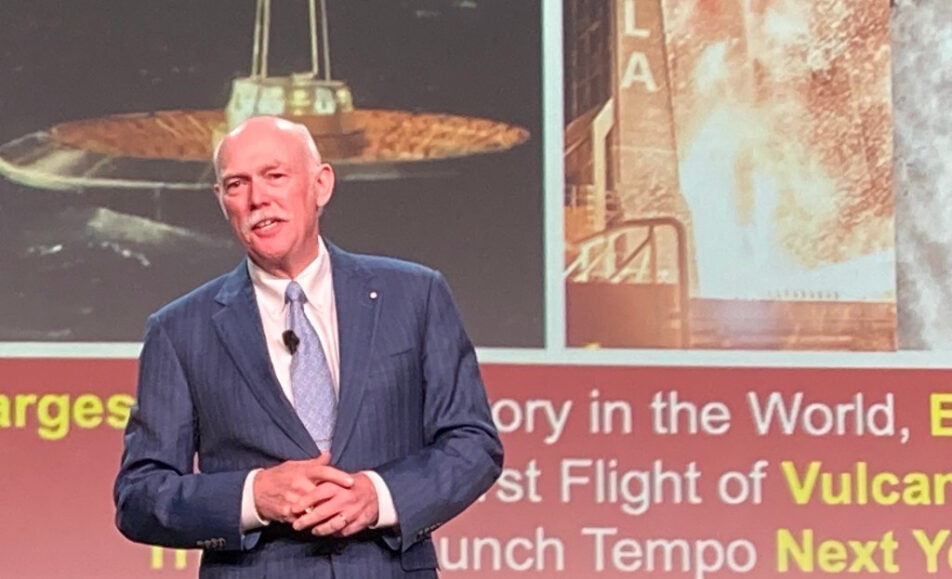 El presidente y director ejecutivo de la ULA, Tory Bruno, dimite