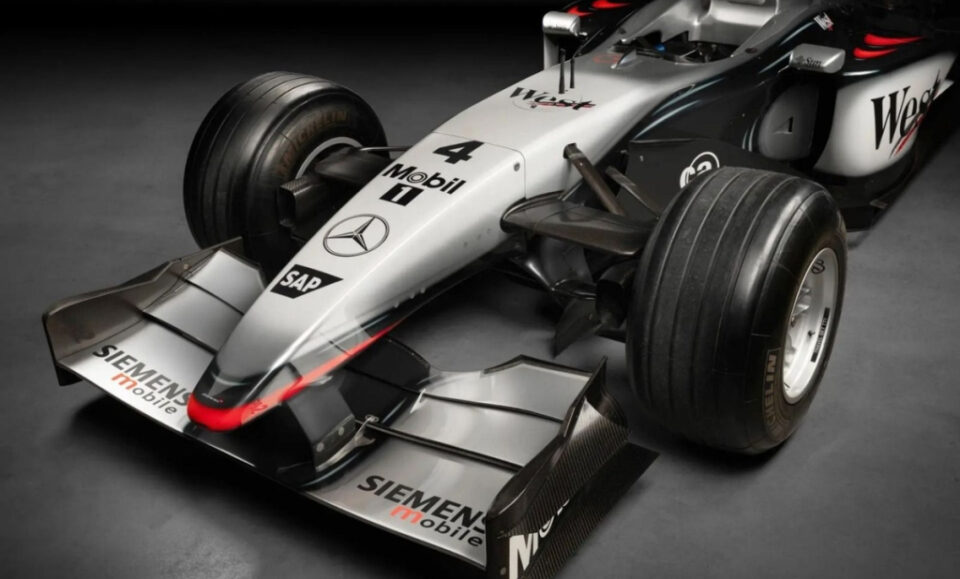 El McLaren MP4-17A de Kimi Raikkonen se subasta por 1,4 millones de euros