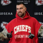 Polmica despedida de Travis Kelce, con pelea incluida en los pasillos del Arrowhead Stadium