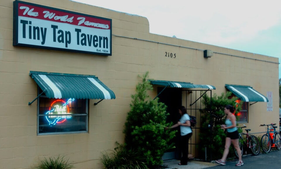 Se vendió la antigua Tiny Tap Tavern de Tampa