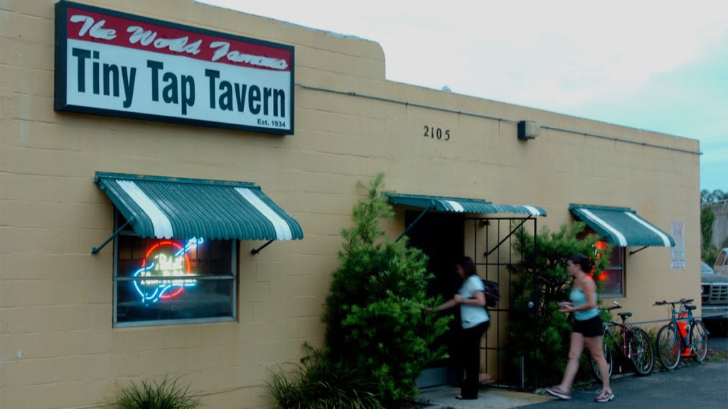 Se vendió la antigua Tiny Tap Tavern de Tampa