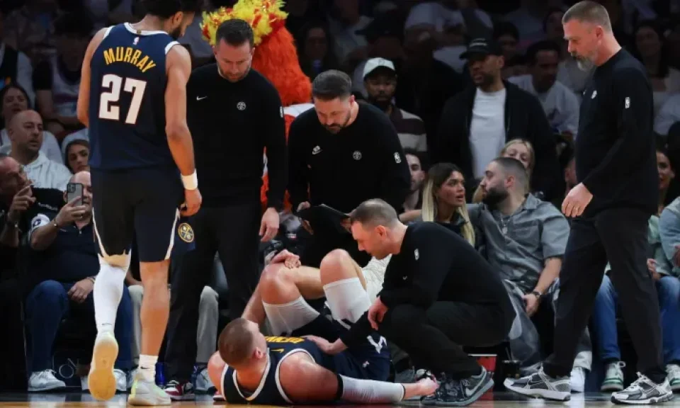 La lesión de Nikola Jokic: Qué le pasó a la estrella de los Denver Nuggets | Sporting News Argentina