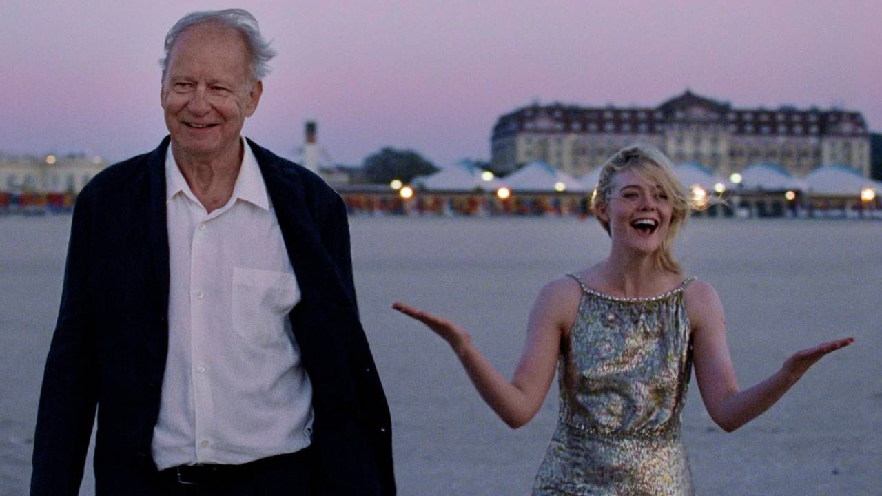 Stellan Skarsgård y Elle Fanning como Gustav Borg y Rachel Kemp en 'Valor sentimental'