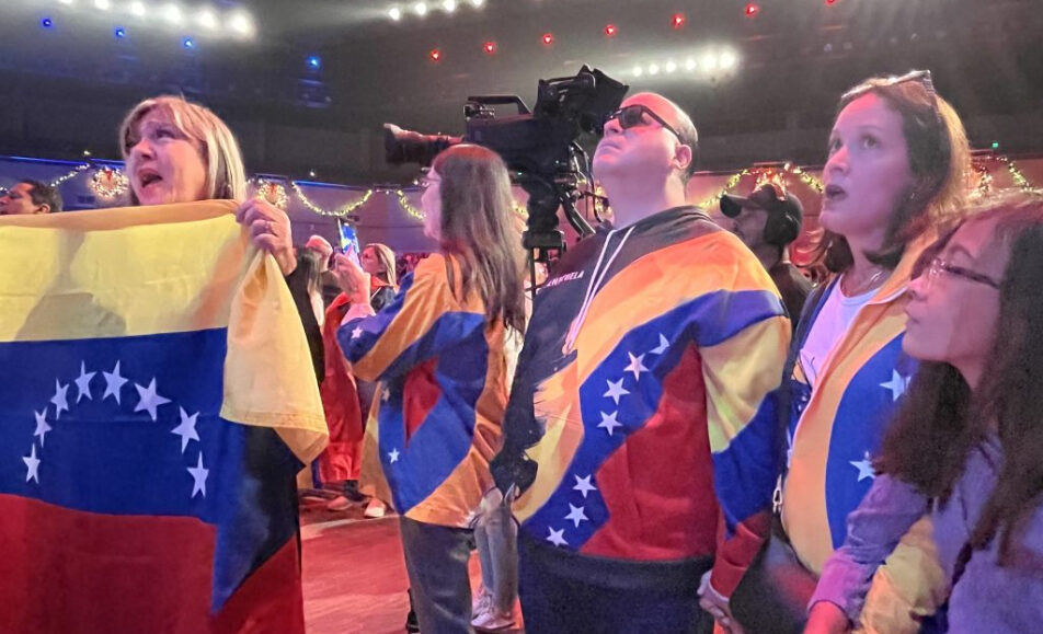 Cientos de venezolanos en Florida Central se reúnen para celebrar el fin de Maduro