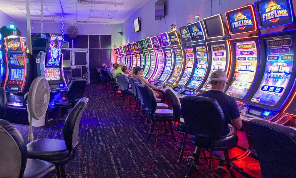 Casino del condado de Lake vinculado a Marcos López entre los 3 allanados por las autoridades