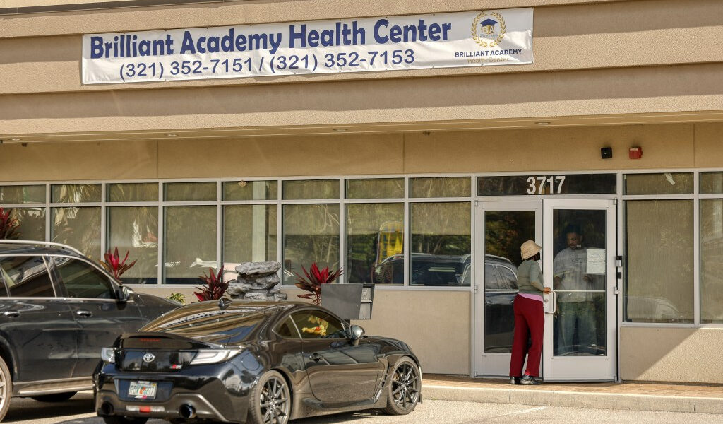 Florida liberalizó las escuelas de enfermería. Siguieron universidades fraudulentas y estudiantes reprobados