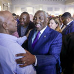 La campaña de Jerry Demings para gobernador comienza con lentitud en la recaudación de fondos