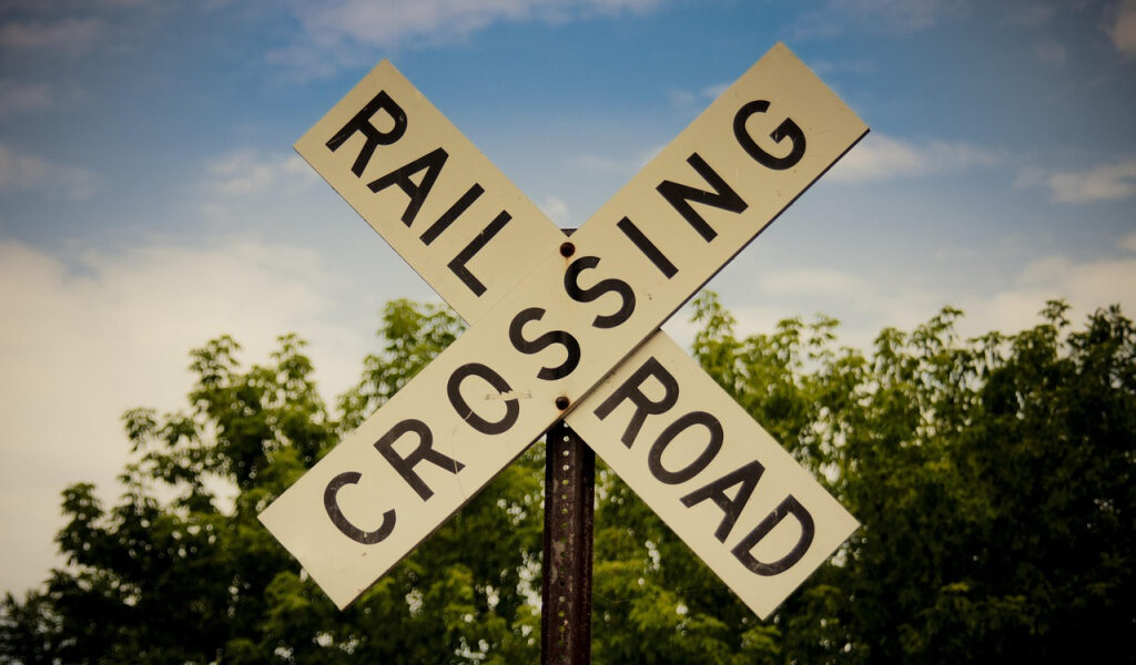 Florida impone nuevas normas en cruces de trenes para frenar accidentes