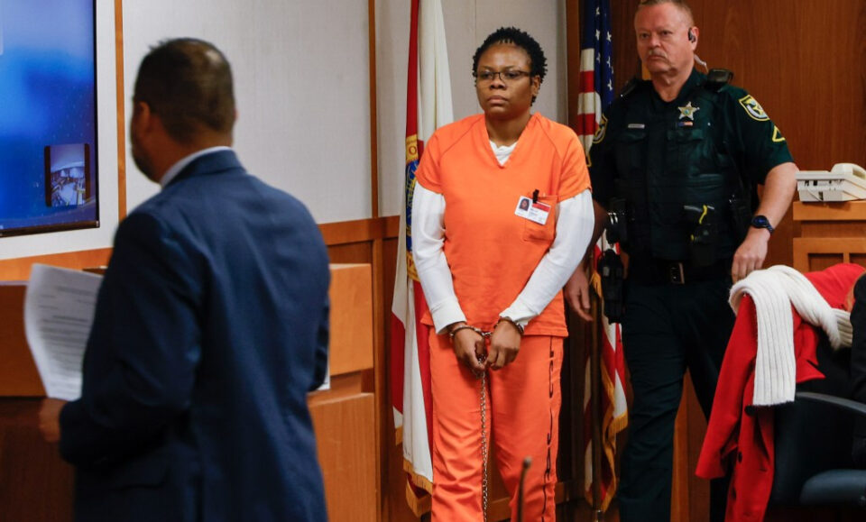 Kimberley Mills, madre de Lake, condenada a cadena perpetua por la ‘tortura’ y muerte de su hijo de 10 años