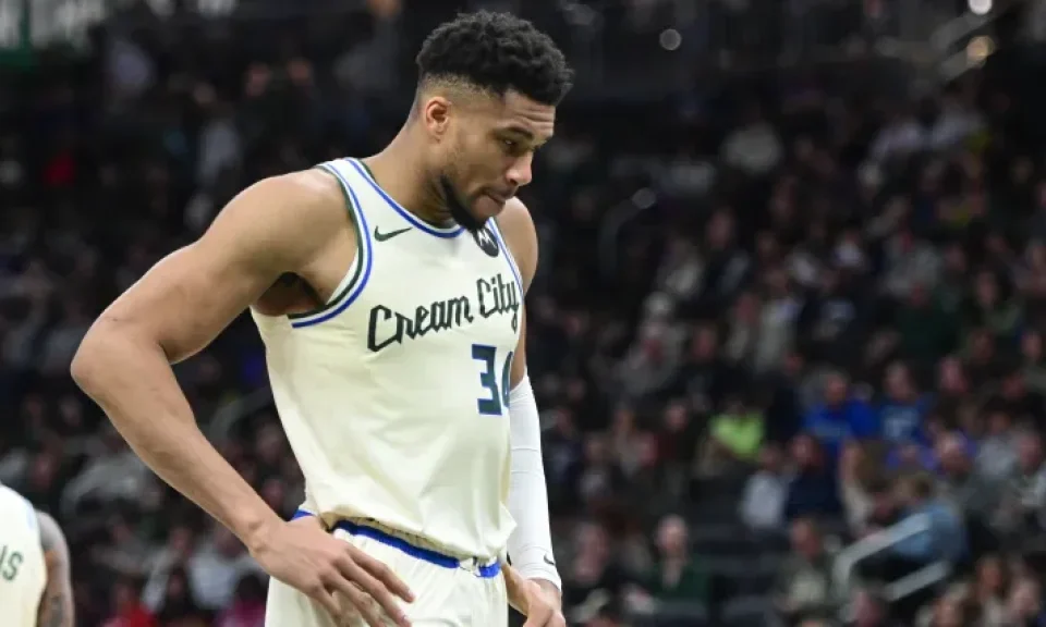 Por qué Giannis Antetokounmpo detiene el mercado de traspasos de la NBA | Sporting News Argentina