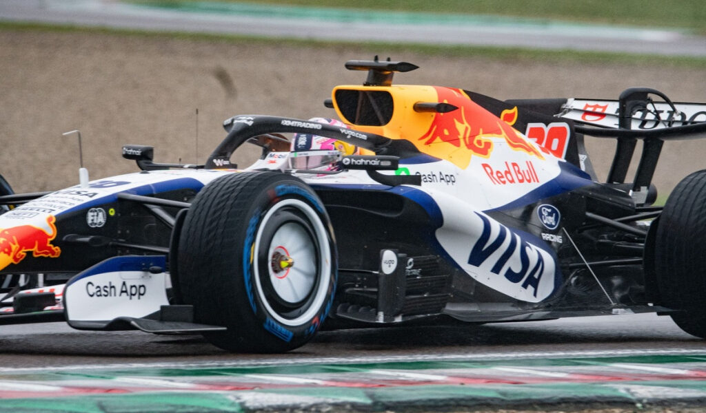 El hielo afecta el día de filmación de Racing Bulls en Imola