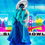 Bad Bunny genera polmica con su show del medio tiempo en el Sper Bowl LX porque usara «ropa femenina»