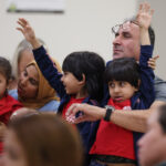 Los padres expresan su frustración por el cierre planificado de escuelas en Orange