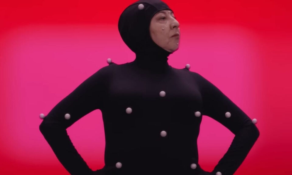 Estamos tan saturados de historias que el mundo audiovisual se ha pasado a la metaficción