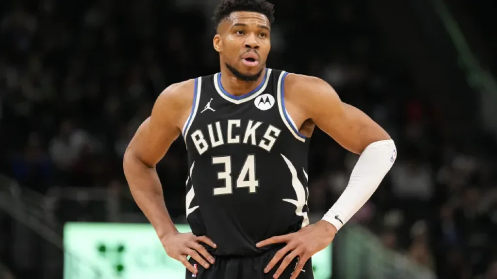 El fin de una era: Milwaukee Bucks escucha ofertas de traspaso por Giannis Antetokounmpo | Sporting News Argentina