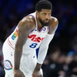 La explicación de Paul George, de los 76ers, tras recibir una larga suspensión | Sporting News Argentina