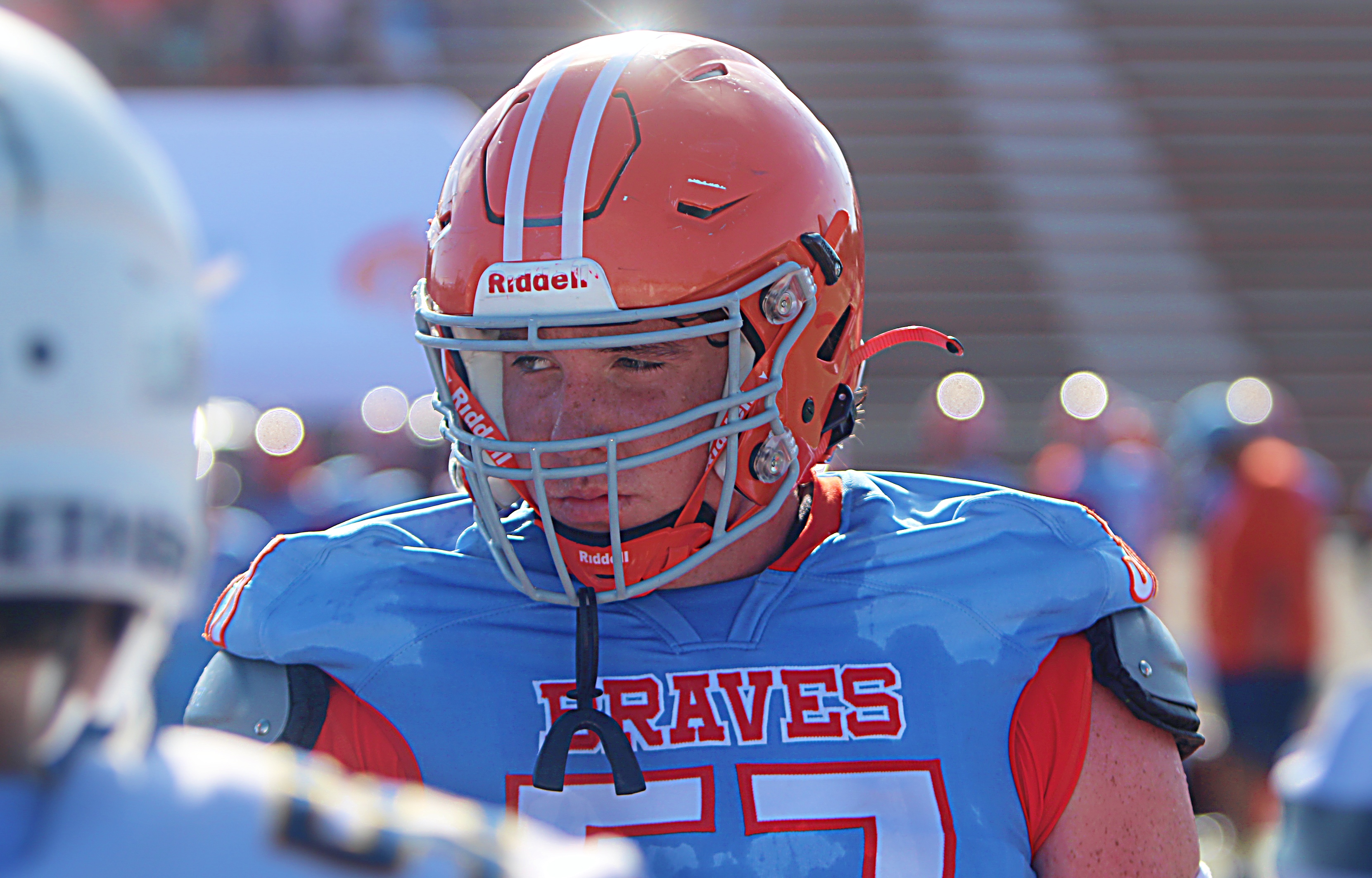 El talentoso liniero ofensivo de Boone, Rhys Woodrow, quien está comprometido con Miami, se ganó una invitación para jugar en el Army All-American Game. (Chris Hays/Orlando Sentinel)