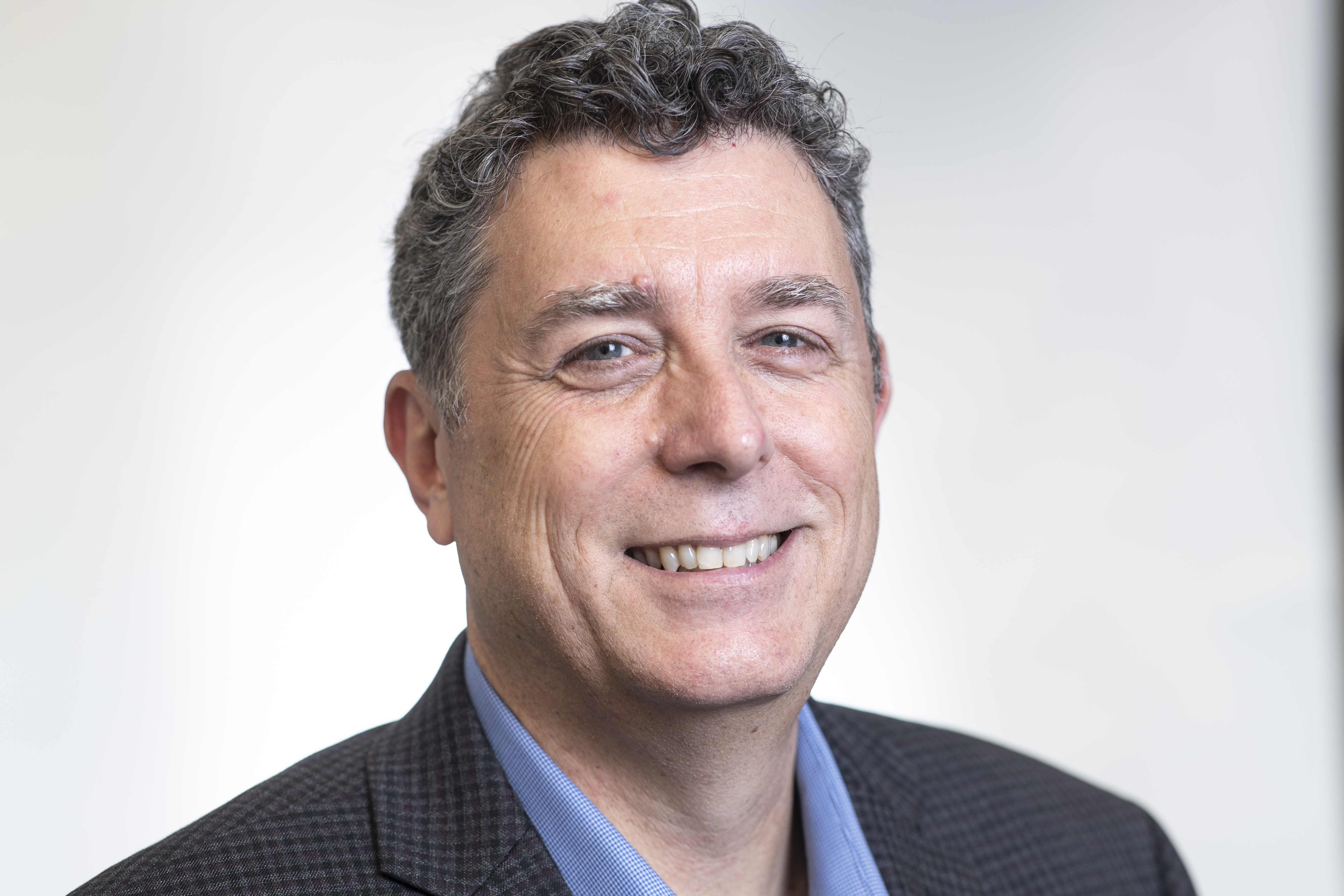 Roger Simmons, editor ejecutivo del Orlando Sentinel. (Personal centinela)