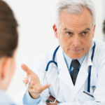 Florida reactiva batalla legal y ciudadana para llevar expansión de Medicaid a boleta electoral de 2028