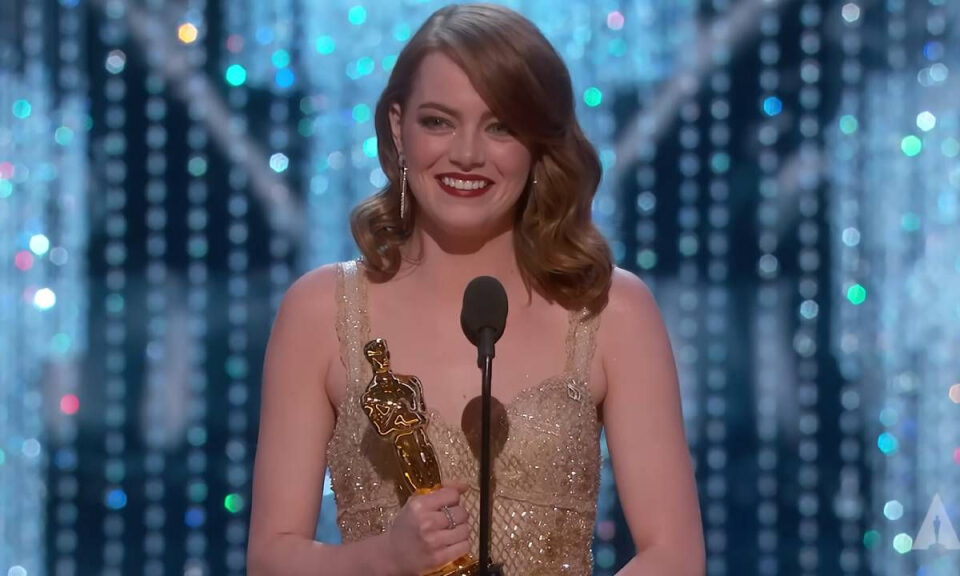 La estatua de los Oscar en realidad no se llama «Oscar»: ¿De dónde viene el nombre de los premios de Hollywood?