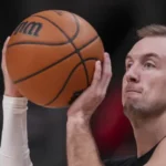 Los Angeles Lakers suma en un traspaso al mejor tirador de triples de la NBA 2026 | Sporting News Argentina