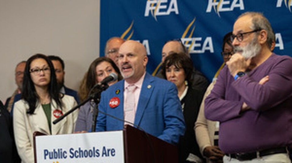 Defensores de la educación pública en Florida presionan a legisladores tras conferencia en Tallahassee