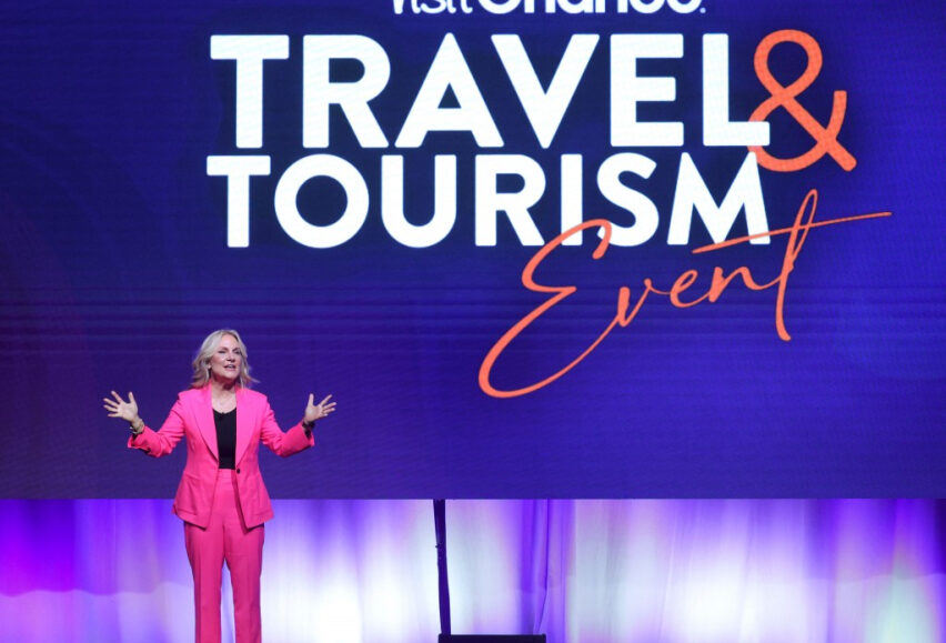 Los comisionados buscan rendición de cuentas después de una mordaz auditoría de Visit Orlando